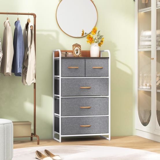 Meuble De Rangement Bas à 5 Tiroirs En Metal Et Tissu Blanc Beige