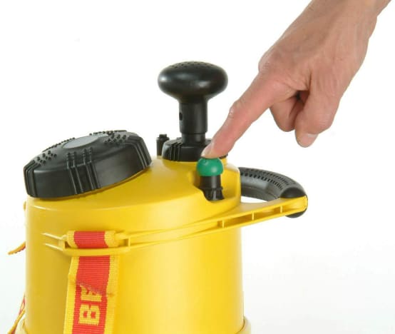Jscarlife Pulvérisateur à pression Vert 2 L avec buse réglable, utilisation  avec de l'eau ou des produits solubles pour le lavage de voiture et le